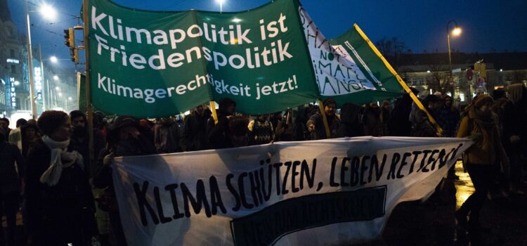 Nein zum Krieg ‐ in der Ukraine und überall. Klimagerechtigkeit jetzt!