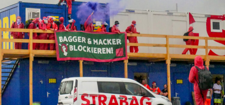 Presseaussendung: Stadtautobahn-Baustelle „Wüste“ von Hunderten wiederbesetzt